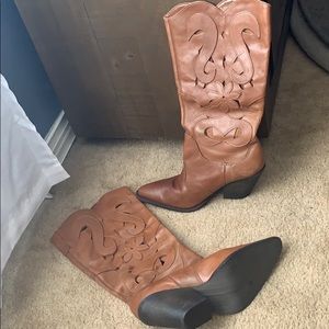 Carlos Santana Silverado Boots NWOT